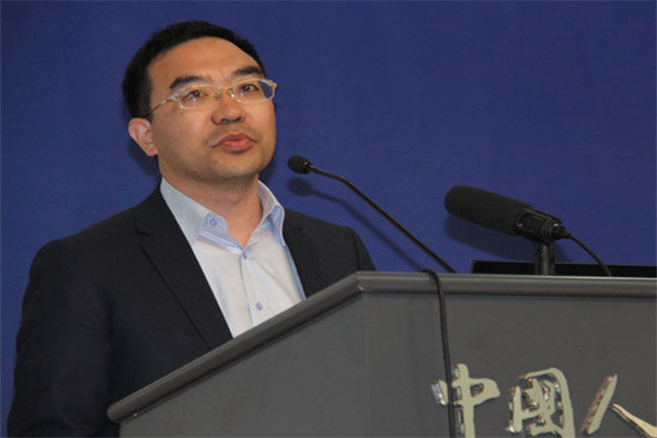 CWG资讯:美国关税政策推高避险需求,美元周四上涨;金价跌创逾两周新低,关注美国PCE数据p