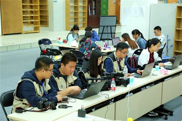 搜狐盘前涨超2%!富瑞:维持搜狐“买入”评级,并将目标价从152美元上调至17美元